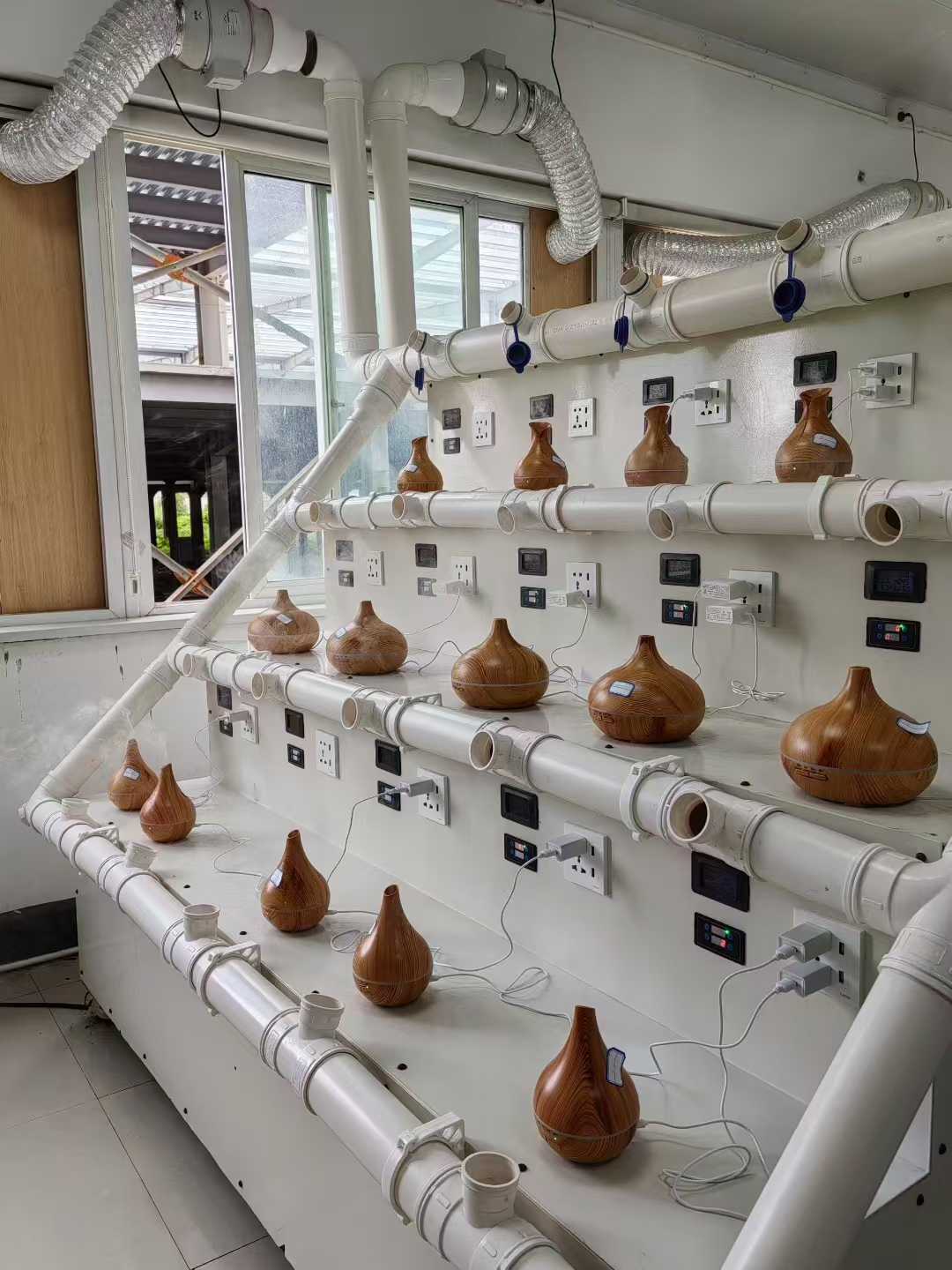 A fa aromadiffúzor öregítési tesztje folyamatban van